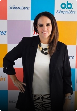 Ximena Hernández